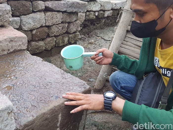 Ekskavasi Candi Tribhuwana Tunggadewi di Desa Klinterejo, Kecamatan Sooko, Mojokerto kembali dilanjutkan. Penggalian arkeologi kali ini salah satunya untuk menemukan bagian pagar dan halaman candi Ratu Majapahit tersebut.