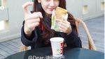 Cantiknya Dilraba Dilmurat, Aktris China yang Doyan Jajan Burger