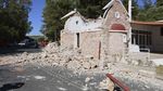 Gereja dan Sekolah di Yunani Rusak Diguncang Gempa
