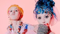 Tak cuma sebagai teman berbagi kasih, HyunA dan Dawn juga menjalani proyek duet. (Foto: dok. Instagram @hyunah_aa) 
