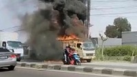 Kasubnit Turjawali Polresta Sidoarjo Iptu Kholil menjelaskan sampai saat ini belum diketahui penyebab truk terbakar tersebut. Namun diduga kuat korsleting arus pendek dari mesin truk menjadi penyebabnya. Dalam peristiwa itu tidak ada korban jiwa, namun semua muatan dan bak truk ludes terbakar.