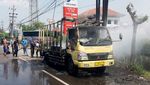 Ludes! Ini Penampakan Truk yang Terbakar di Depan SPBU Sidoarjo