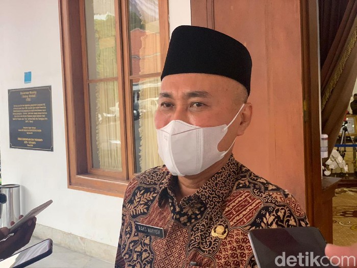 Kepala Dinas Pendidikan Jatim Wahid Wahyudi