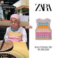 Beginilah gaya Lesti Kejora saat mengenakan rompi knit berwarna pastel. Perpaduan warna biru, kuning, krem, ungu, dan pink membuat penampilan Lesti terlihat lebih berwarna. Knit Crochet Top dari Zara seharga Rp 399 ribu itu dipadukan dengan blouse putih sebagai dalamannya. Foto: Instagram/@lesti.fashion