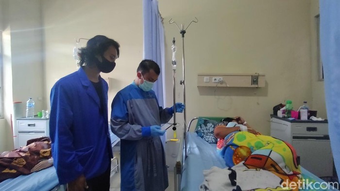 Mahasiswa Majalengka membuat inovasi alat pemantau infus
