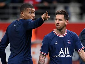 Mbappe Nomor 1 di PSG, Messi Harus Melayaninya