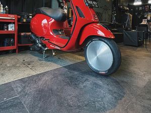 Keren Euy! Modifikasi Vespa Matic Pakai Dop Mooneyes, Karya Vespuci Bandung
