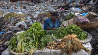 Kondisi kian sulit karena Port-au-Prince dikendalikan oleh sejumlah kelompok tertentu. Polisi negara itu pun dilaporkan kesulitan untuk mengatasi aksi-aksi yang dilakukan kelompok-kelompok tersebut. AP Photo/Rodrigo Abd. 