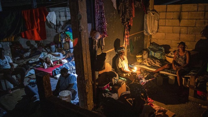 Nasib Warga Haiti, Dideportasi AS Kini Dibayangi Ancaman Penculikan Nasib warga Haiti jadi sorotan usai AS deportasi ribuan warga negara tersebut. Terlebih situasi di Ibu Kota Haiti kian tak menentu dibayangi ancaman penculikan.