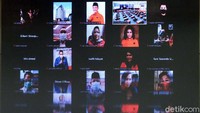 Selain dihadiri langsung, ada sebagian anggota DPRD DKI yang hadir lewat virtual.