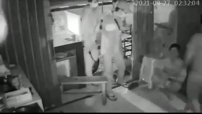 Screenshot CCTV perampokan di Jaksel (dok. Istimewa)