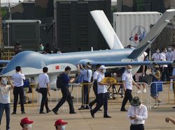 Wow, Pesawat Amfibi Terbesar Dunia Mejeng di Airshow China