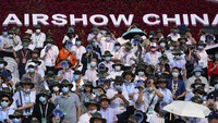 China kembali menggelar airshow usai tertunda setahun karena pandemi. Ratusan pesawat dipamerkan di sana, salah satunya pesawat amfibi terbesar di dunia.