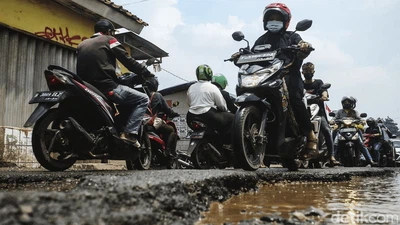 Sadis! Masih Ada Jalan Kayak Gini di Bogor