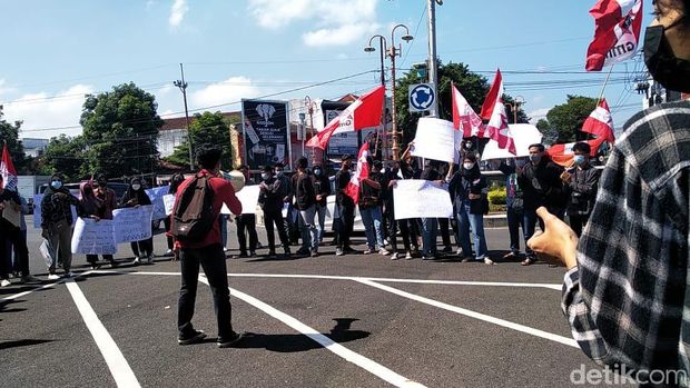 demo mahasiswa di jember