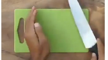 Ketika miHoYo menyiapkan hadiah pada perayaan ulan tahunnya. Fans menganggap tidak ada apa-apa. Foto: (Screenshoot Twitter).