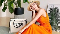 Jessica Jung merupakan salah satu selebriti asal Korea Selatan. Namanya terkenal saat dirinya bergabung dengan girl grup SNSD hingga tahun 2015 lalu. Foto: Instagram/jessica.syj