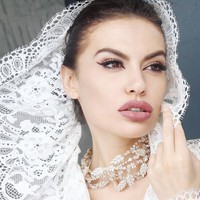 Kini, Ina bekerja sebagai arsitek. Dia pun menjadi tim ilmuwan sesuai bidang pekerjaannya di New York. Foto: dok: Instagram/@inadajcireal