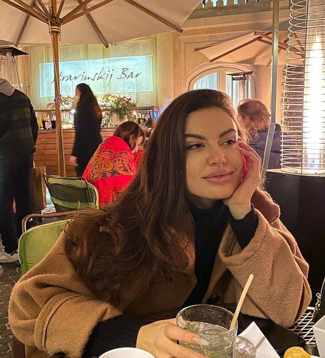 Ina yang akan mewakili Albania untuk ajang selanjutnya yakni Miss Universe 2021. Foto: dok: Instagram/@inadajcireal