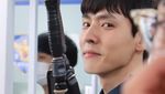 Pesona Kang Hyung Suk, Polisi Muda di Hometown Cha-Cha-Cha