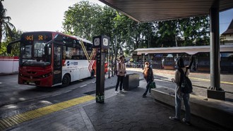 Viral Penumpang BAB di Dalam Bus Transjakarta Rute Tebet-Kuningan