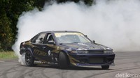 Seiring berjalannya waktu, Firo ternyata lebih jatuh hati ng-drift.