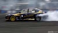 Firo menambahkan dirinya bukan tidak mencoba olahraga lainnya, karena sebelum terjun di dunia drift, Firo kerap berkompetisi pada ajang balap gokart.