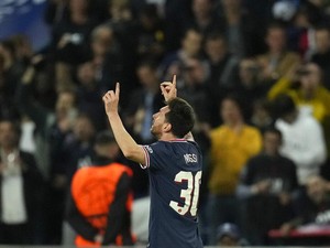 Messi yang Hobi Jebol Gawang Tim Inggris di Liga Champions
