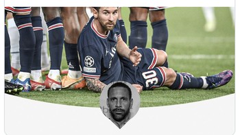 Biasanya tim lawan yang rebahan untuk menghalau tendangan bebas Messi, eh sekarang La Pulga merasakan pengalaman tersebut. Foto: Internet