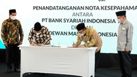 Sebagai langkah awal, BSI dan DMI akan mengimplementasikan layanan QRIS untuk memudahkan masyarakat melakukan transaksi Zakat, infak, shadaqah dan aktivitas keuangan lainnya untuk masjid.