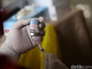 Booster AstraZeneca Diklaim Efektif Lawan Varian Omicron