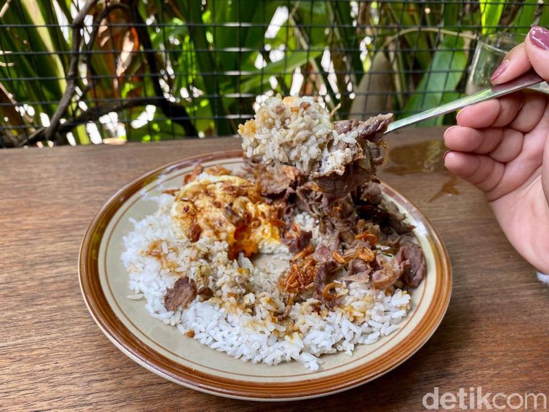 Warpopski: Kekenyangan Makan Nasi Siram Se'i dan Nasi Kare ala Jepang