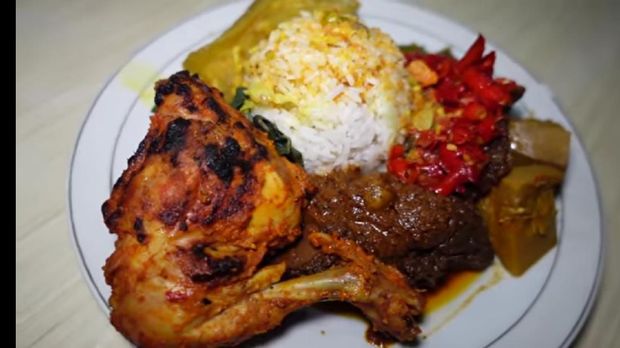5 Rumah Makan Padang Viral di YouTube, Ada yang Punya 120 Varian Menu