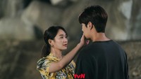 Sayangnya, drama yang selalu dinanti para pecintanya di akhir pekan itu kini sudah berakhir. Foto: dok. tvN