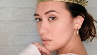 Amanda Gonzales juga masih terlihat aktif bernyanyi, dalam unggahan di Instagramnya ia juga tampak memperlihatkan pose yang menarik. Foto: dok instagram Amanda Gonzales