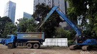 Diketahui, inas Sumber Daya Air (SDA) Provinsi DKI Jakarta menggencarkan kembali program Gerebek Lumpur.
