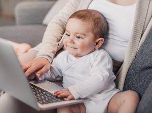 Ini Dampak Negatif Beri Gadget ke Anak Usia di Bawah 3 Tahun