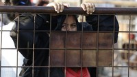 Bentrokan di dalam penjara ini pun bukan kali pertama terjadi di Ekuador. Insiden serupa pernah terjadi di tiga penjara berbeda di Ekuador pada Februari lalu, yang menewaskan total 79 narapidana. Pada Juli lalu, sedikitnya 22 narapidana tewas di penjara Litoral dan pada September, sebuah penjara setempat diserang drone namun untuknya tidak ada korban jiwa.