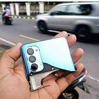 Definisi barang rongsok yang dijual. Dikasih gratis pun belum tentu ada yang mau deh. Aneh-aneh saja memang ulah netizen. Foto: instagram.com/@meme.wkwk