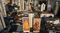 Kehadiran mural-mural berukuran raksasa itu bukan tanpa alasan. Para seniman diketahui membuat mural tersebut dalam rangka ikut serta festival yang digelar di kota tersebut.