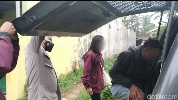 istri gerebek suami selingkuh