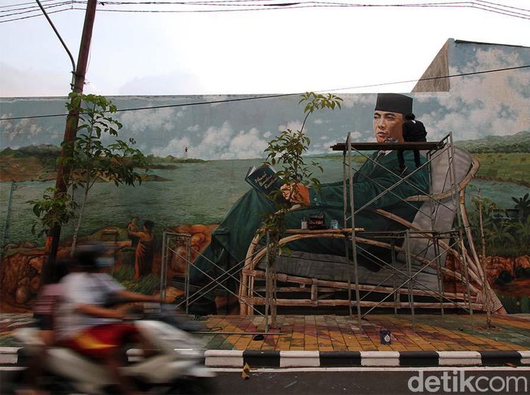 Kampung di Solo Ini Jadi Wisata Mural