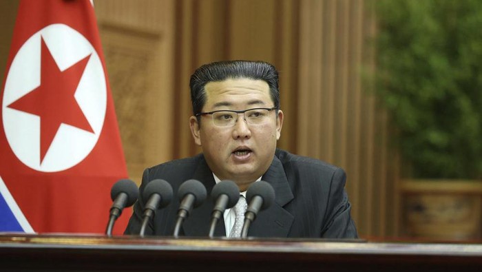 In this photo provided by the North Korean government, North Korean leader Kim Jong Un speaks during a parliament meeting in Pyongyang, North Korea Wednesday, Sept. 29, 2021. Independent journalists were not given access to cover the event depicted in this image distributed by the North Korean government. The content of this image is as provided and cannot be independently verified. (Korean Central News Agency/Korea News Service via AP)