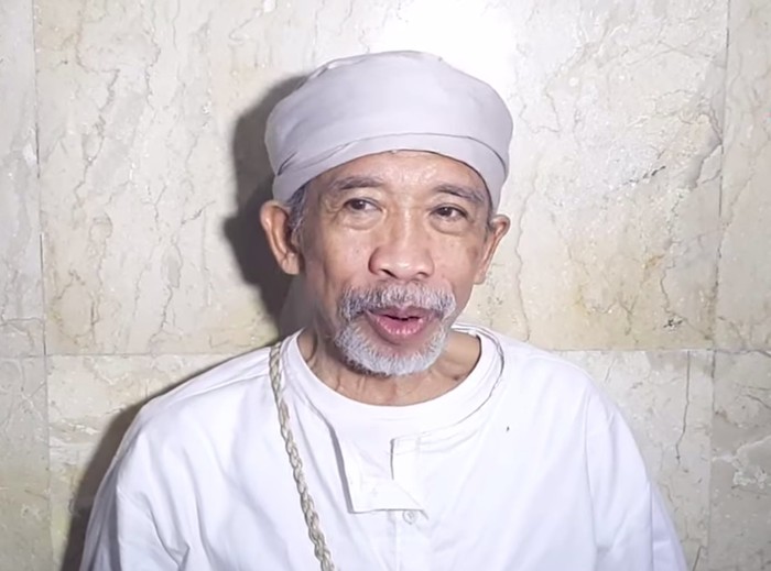 pelawak Komar