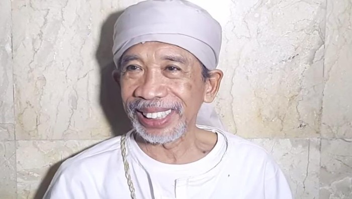 pelawak Komar