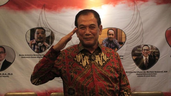 Mantan Kabareskrim, Komjen Purnawirawan Nurfaizi Suwandi