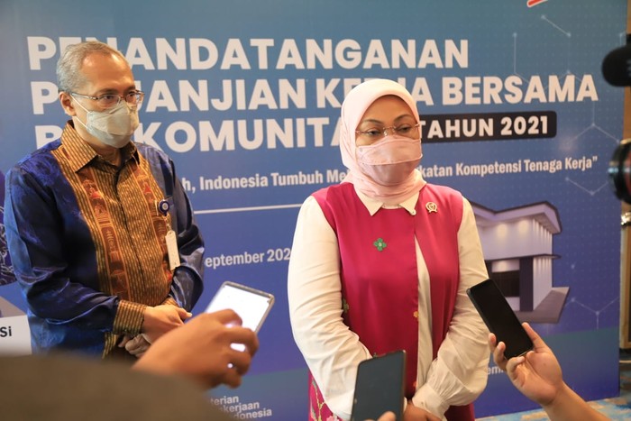 Menaker Ida Fauziah