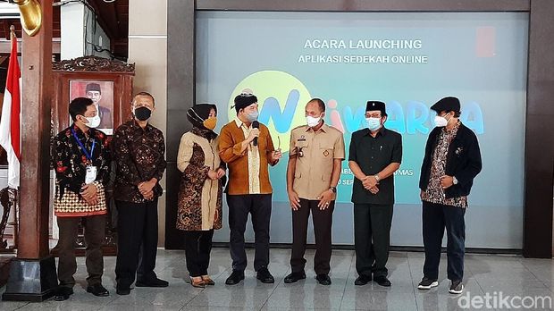 Peluncuran Aplikasi iWarga di Purwokerto untuk sedekah online