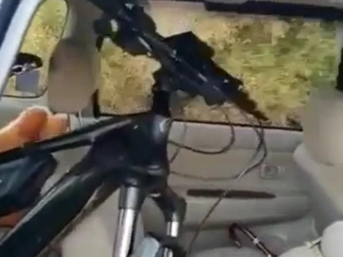 Pengemudi ditilang karena bawa sepeda ke dalam mobil