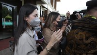 Namun sayangnya Ririn Dwi Ariyanti enggan banyak berkomentar. Foto: Palevi